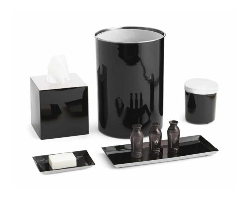 Tuxedo Black Silver Bath