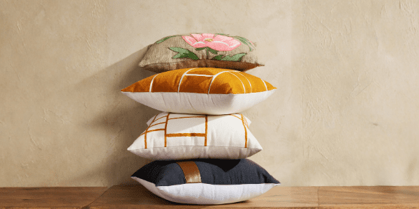 How to Choose the Right Decorative Pillows for Your Property